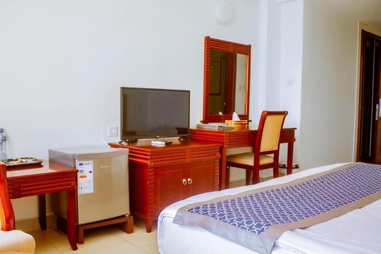 Luwa Evergreen Hotel Mtwara Esterno foto